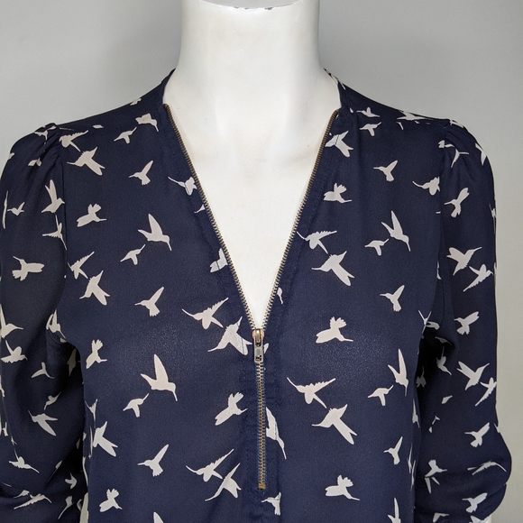 Womens S Blue White Hummingbird Top 3/4 Sleeves - Picture 7 of 13